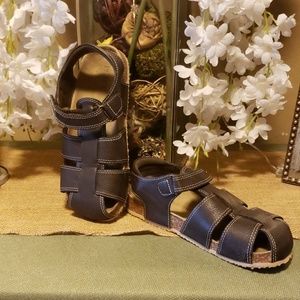 Boys Size 4 Sandals